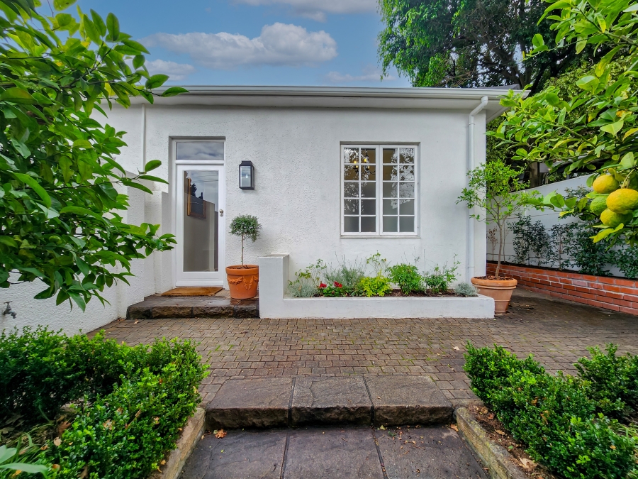 2 Bedroom Property for Sale in Newlands Western Cape